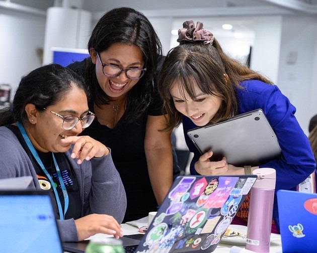 A group of Girls Who Code participants