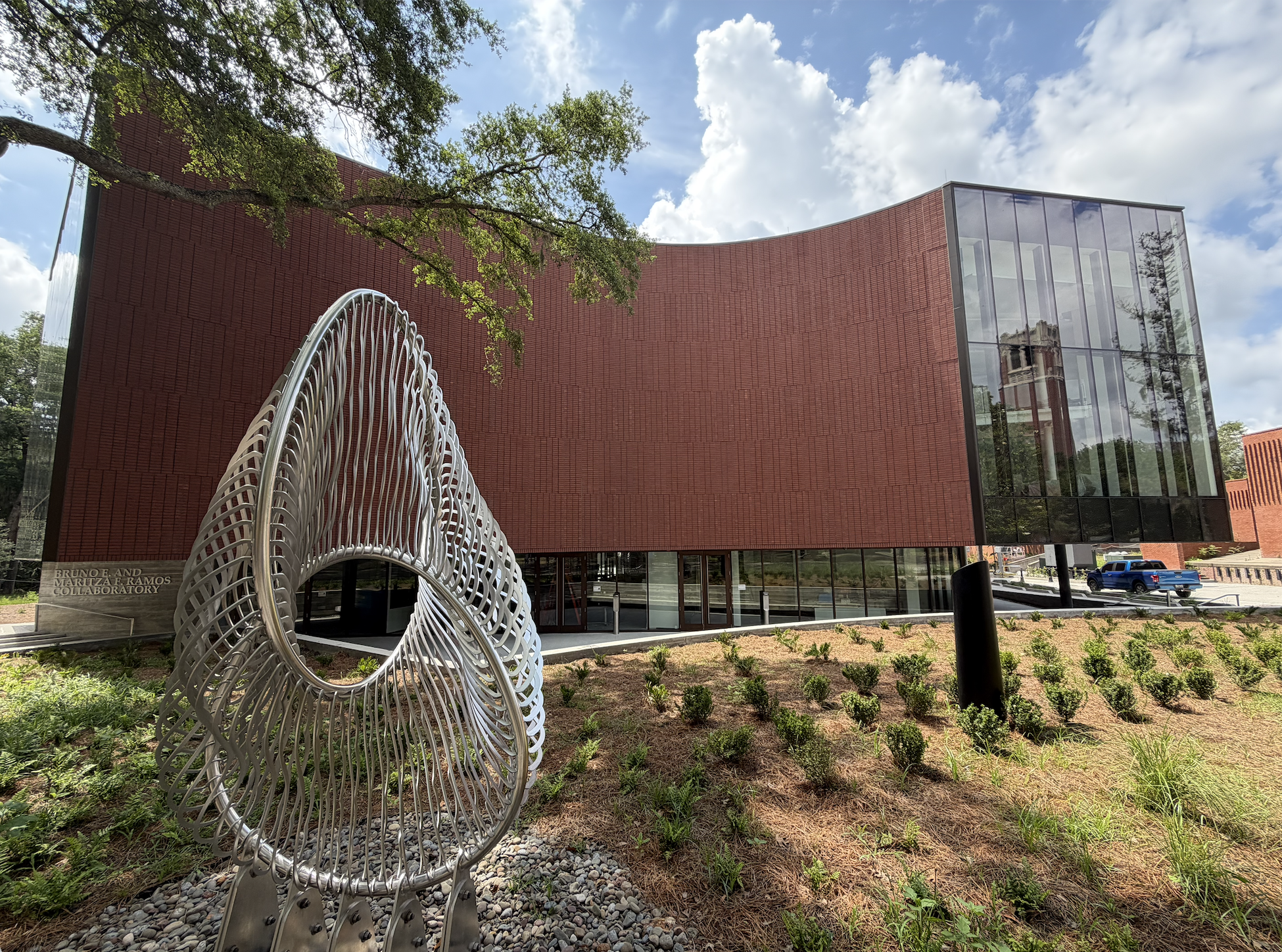 Autodesk and the University of Florida open the most advanced robotics industrialized construction lab in the US to tackle housing and labor shortages